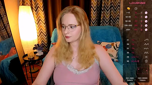 Aemilia  online show from 11-15-25, 08:29