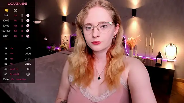 Aemilia  online show from 03-27-26, 08:22