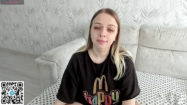 Alice Halle online show from 05-18-26, 06:40