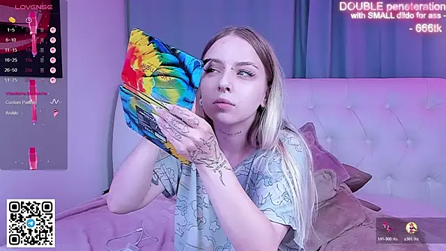 Alice Halle online show from 11-13-25, 06:17