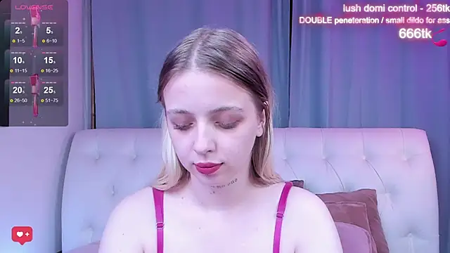 Alice Halle online show from 10-12-25, 01:23