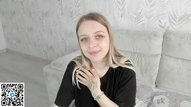 Alice Halle online show from 05-29-26, 07:03