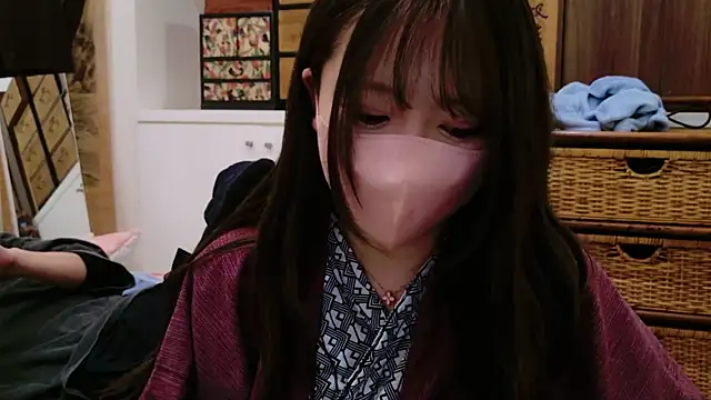Snapshot of yuki-chi chatting on 12-24-24, 02:54 yuki-chi online show from 12-24-24, 02:54