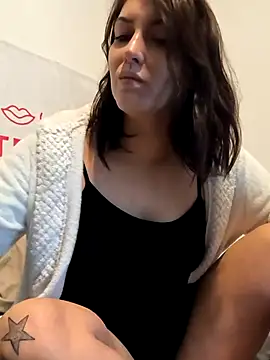 Linalicious online show from 10-03-25, 10:06