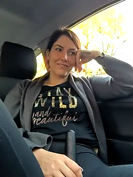 Linalicious online show from 11-05-25, 03:15