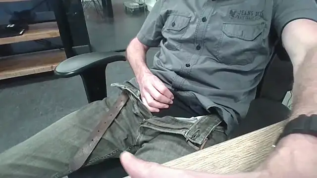 Michealtje85 online show from 02-16-26, 04:16