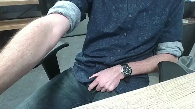 Michealtje85 online show from 01-15-26, 04:10