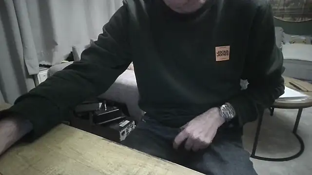 Michealtje85 online show from 01-08-26, 11:22