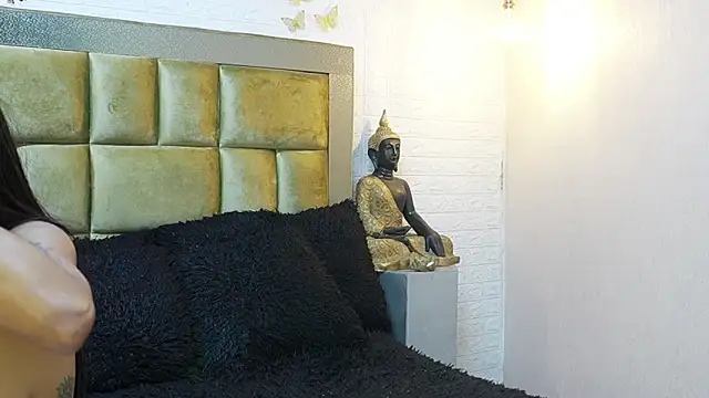 ximenawilliamss online show from 12-22-25, 10:26