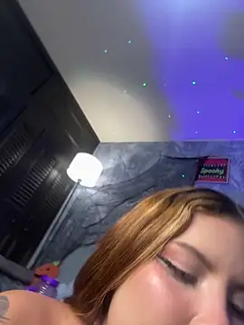 Snapshot of antonelaswete02 chatting on 10-29-25, 11:36 antonelaswete02 online show from 10-29-25, 11:36