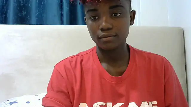 Latiffagodess online show from 11-07-25, 04:33