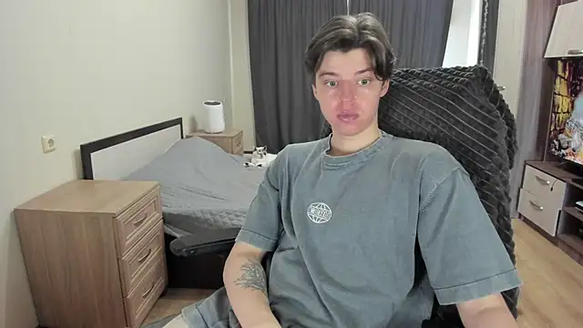 Liam sexy1 online show from 04-05-26, 07:48