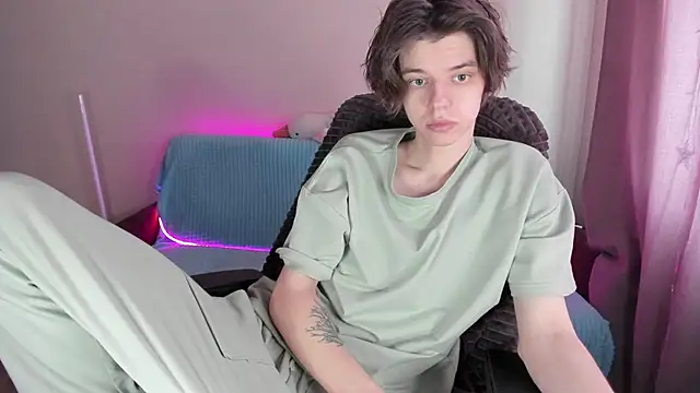 Liam sexy1 online show from 02-26-25, 08:17