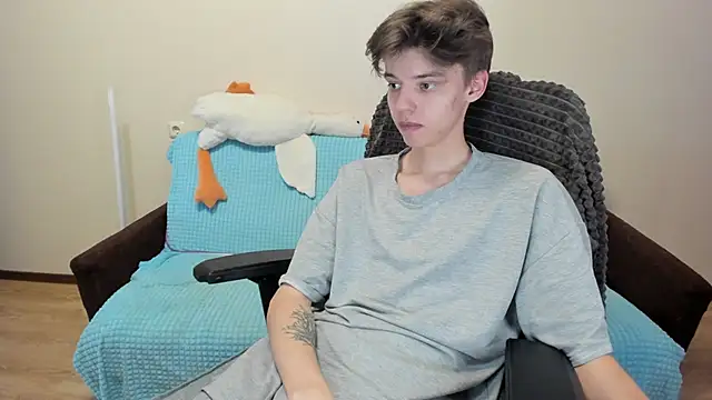 Liam sexy1 online show from 10-21-25, 12:59
