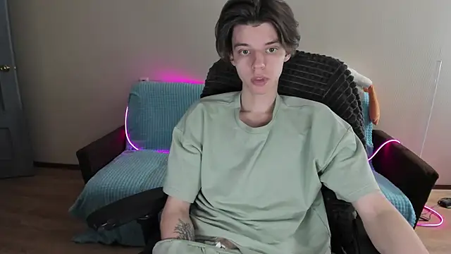 Liam sexy1 online show from 02-08-25, 02:05