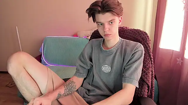 Liam sexy1 online show from 03-14-25, 02:52