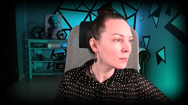 VandaRossi online show from 11-08-25, 09:46