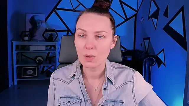 VandaRossi online show from 01-14-26, 09:35