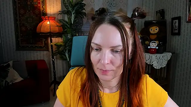 Snapshot of VandaRossi chatting on 02-16-25, 11:38 VandaRossi online show from 02-16-25, 11:38
