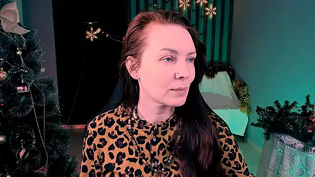 VandaRossi online show from 12-21-25, 08:16