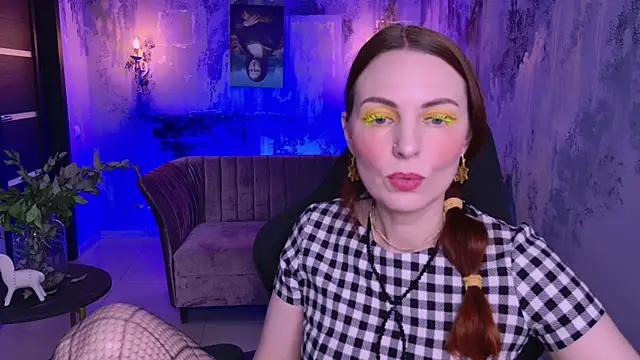 Snapshot of VandaRossi chatting on 03-02-25, 11:19 VandaRossi online show from 03-02-25, 11:19