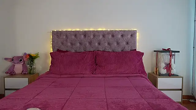 samantha evans2 online show from 06-20-26, 10:48