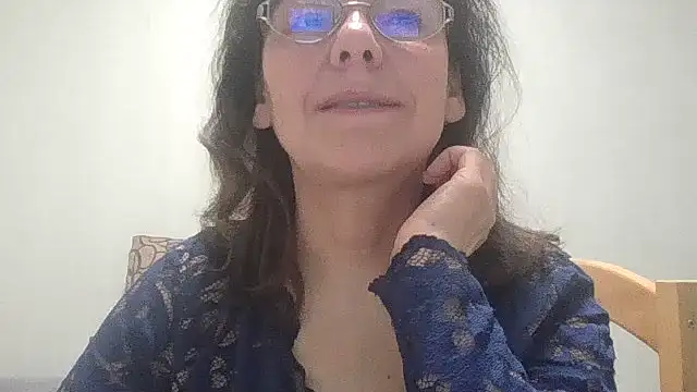 HollyJewel online show from 03-10-26, 04:00