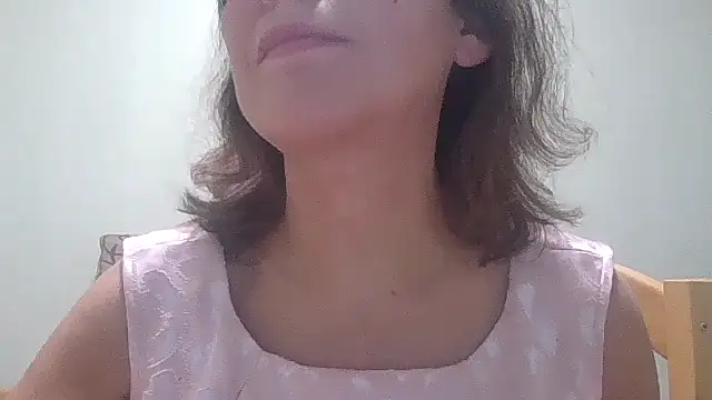 HollyJewel online show from 10-30-25, 04:59