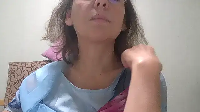 HollyJewel online show from 10-09-25, 04:40