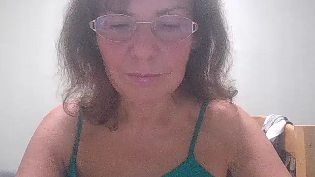 HollyJewel online show from 09-28-25, 06:59