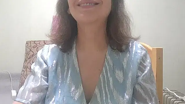 HollyJewel online show from 03-19-26, 05:02