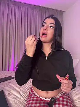 ZoeZayd online show from 02-07-26, 10:07