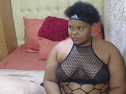 Snapshot of Xxxsluts chatting on 09-24-25, 10:11 Xxxsluts online show from 09-24-25, 10:11