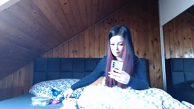 BoeseMoni1998 online show from 11-22-25, 11:42