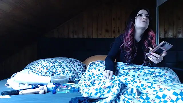 BoeseMoni1998 online show from 01-18-26, 03:04