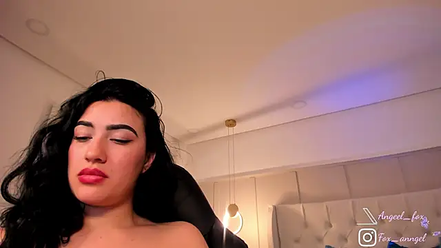 angeel fox online show from 02-21-25, 06:29