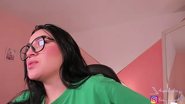 angeel fox online show from 11-09-25, 06:17