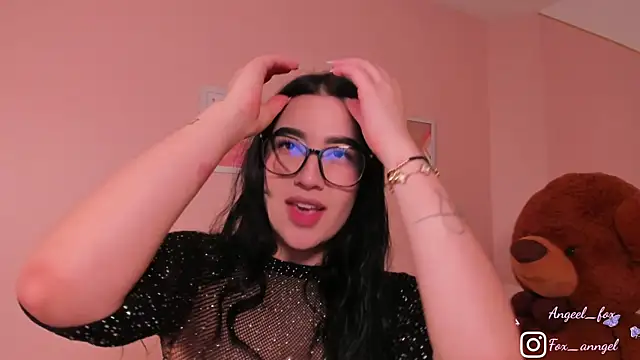 angeel fox online show from 10-11-25, 04:46