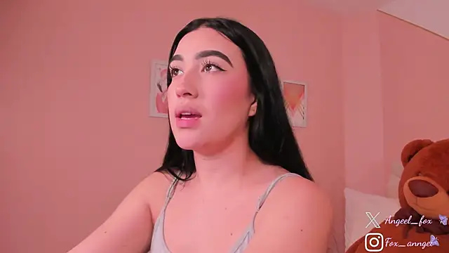 angeel fox online show from 09-27-25, 03:12