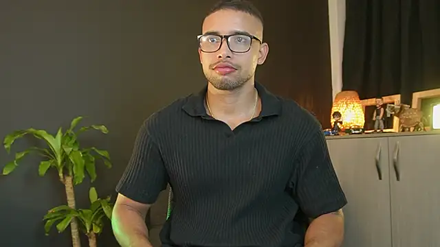 LincomAmith online show from 01-18-26, 03:54