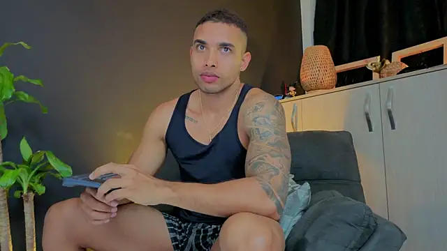 LincomAmith online show from 11-29-25, 03:39