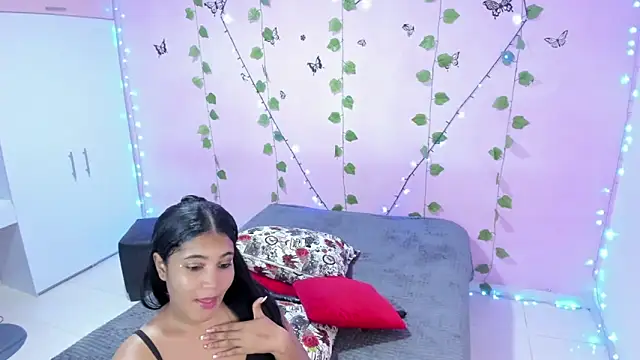 ambersmitx online show from 03-08-25, 10:45