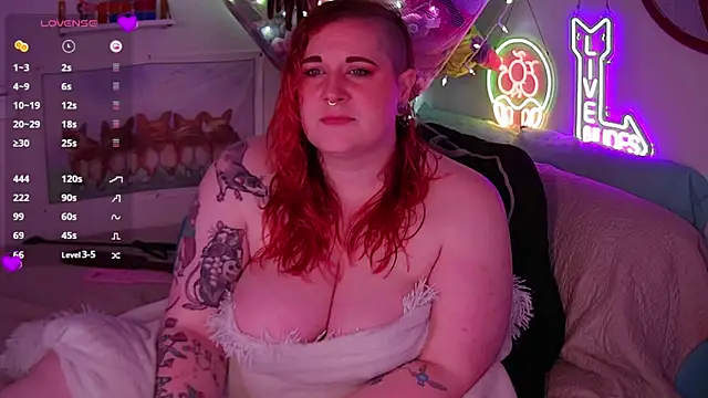 opalreigning online show from 10-16-25, 09:39