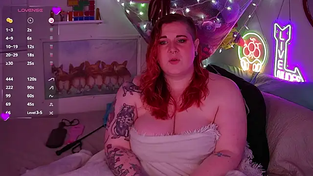 opalreigning online show from 10-23-25, 08:24