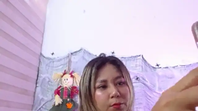 AriannaTorres online show from 10-21-25, 11:20