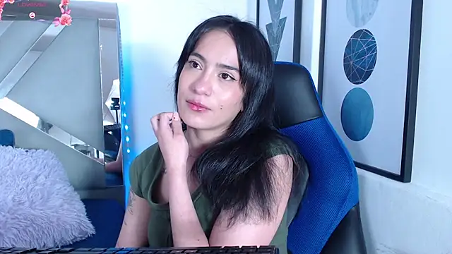 Snapshot of ZaraDames_ chatting on 03-09-25, 05:22 ZaraDames online show from 03-09-25, 05:22