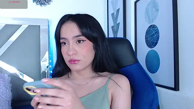 Snapshot of ZaraDames_ chatting on 03-01-25, 05:09 ZaraDames online show from 03-01-25, 05:09