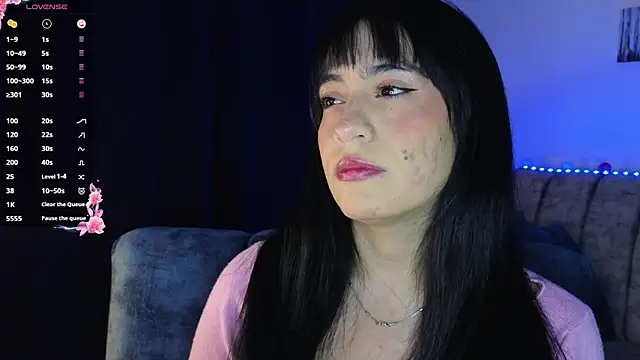 Snapshot of ZaraDames_ chatting on 09-18-25, 03:09 ZaraDames online show from 09-18-25, 03:09