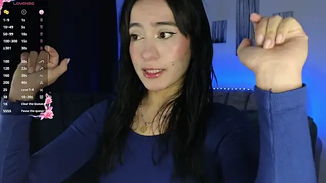 Snapshot of ZaraDames_ chatting on 11-14-25, 02:37 ZaraDames online show from 11-14-25, 02:37