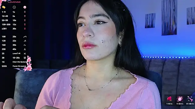 Snapshot of ZaraDames_ chatting on 10-08-25, 02:57 ZaraDames online show from 10-08-25, 02:57